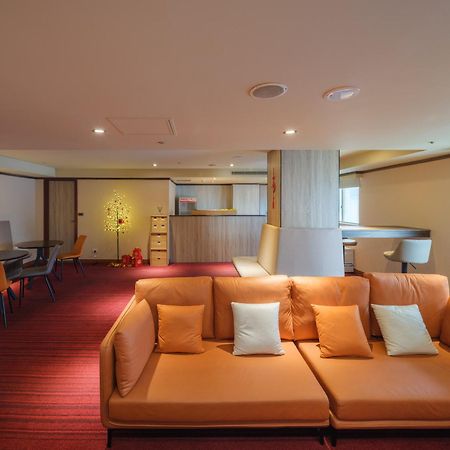 Rich & Free Hotel - Fuzhong 富逸旅趣-板橋府中館 Taipei Eksteriør bilde