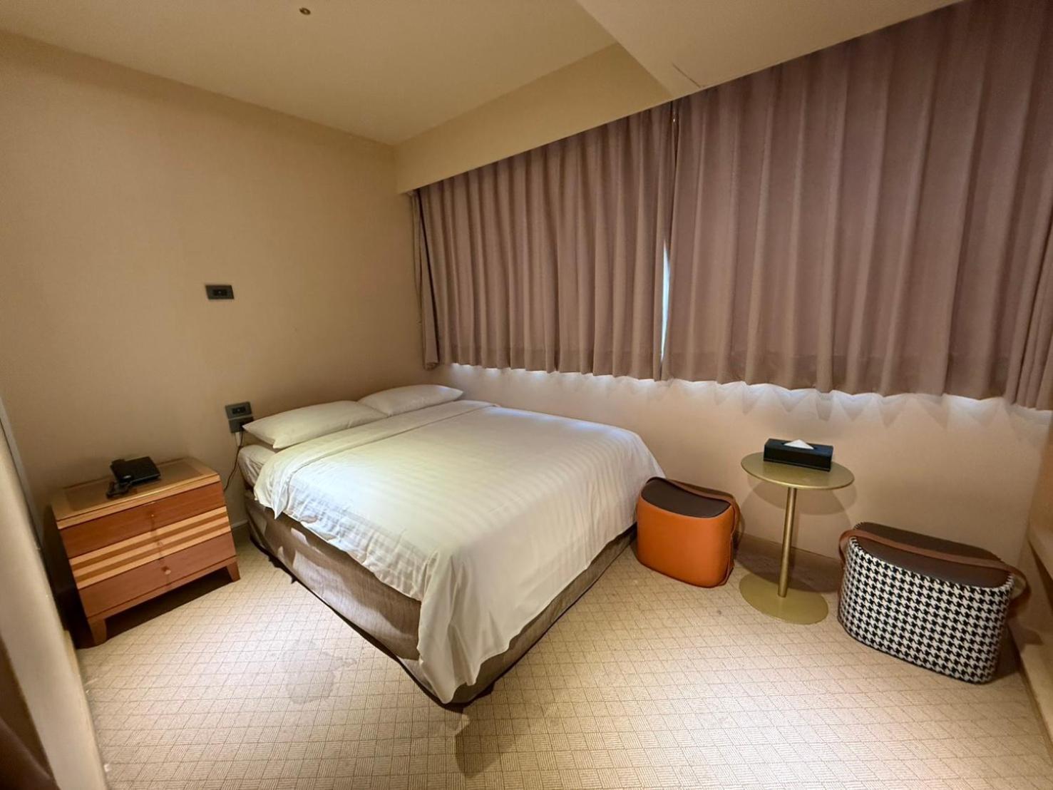 Rich & Free Hotel - Fuzhong 富逸旅趣-板橋府中館 Taipei Eksteriør bilde
